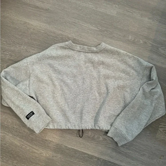 Calvin Klein Performance Crop Sweatshirt with tie - Size XL - Picture 5 of 5